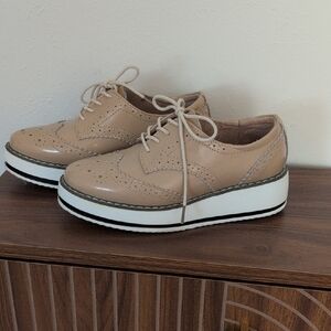 Chic Tan Platform Loafers